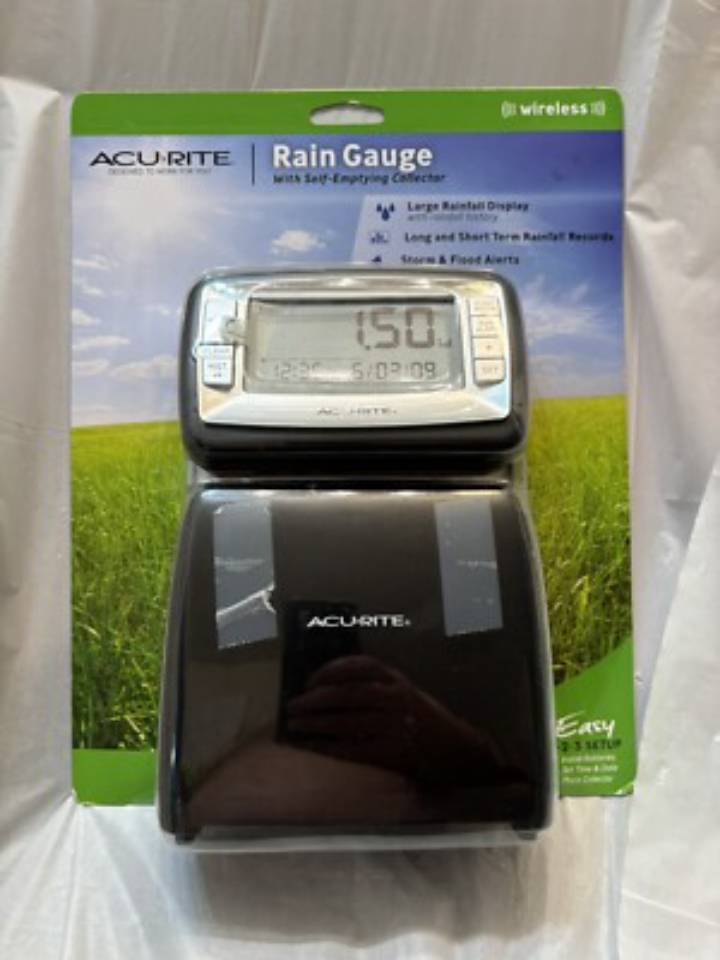 AcuRite Digital Wireless Rain Gauge with Self-Emptying Collector