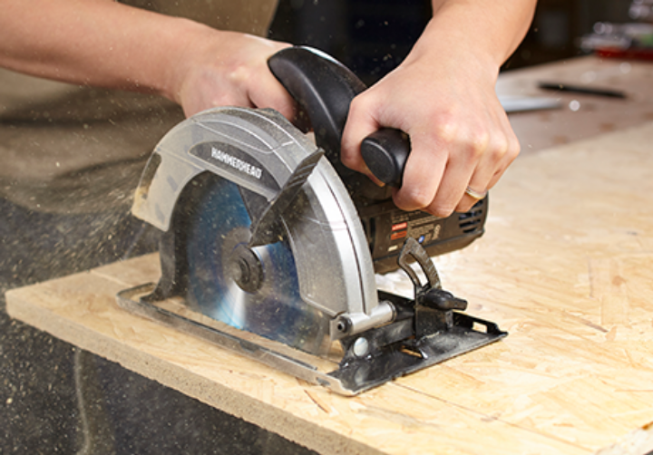 Hammerhead 12‑Amp 7‑1/4" Circular Saw w/ Blade (HACS120)