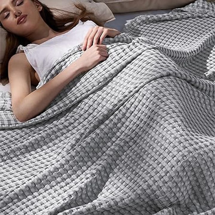 Bedsure Cooling Waffle Queen Size Blanket 